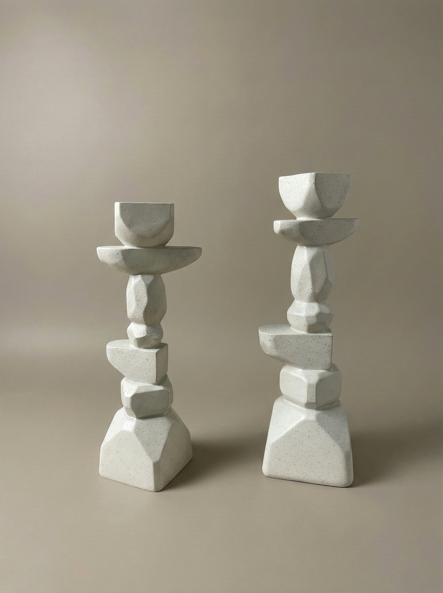 MATTE GEOMETRIC CANDLE HOLDER